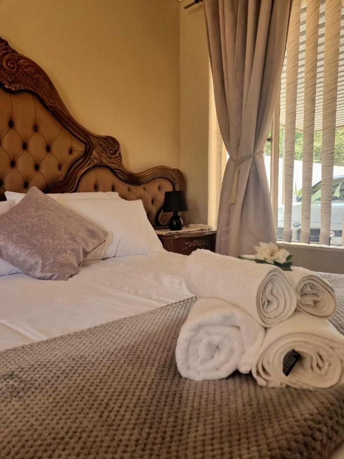 Isabel'S B & B Krugersdorp Ngoại thất bức ảnh
