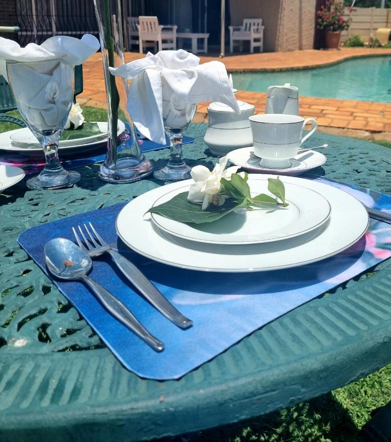 Isabel'S B & B Krugersdorp Ngoại thất bức ảnh