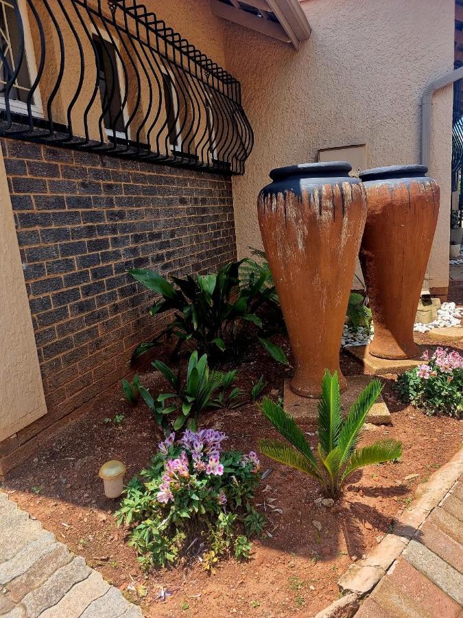 Isabel'S B & B Krugersdorp Ngoại thất bức ảnh