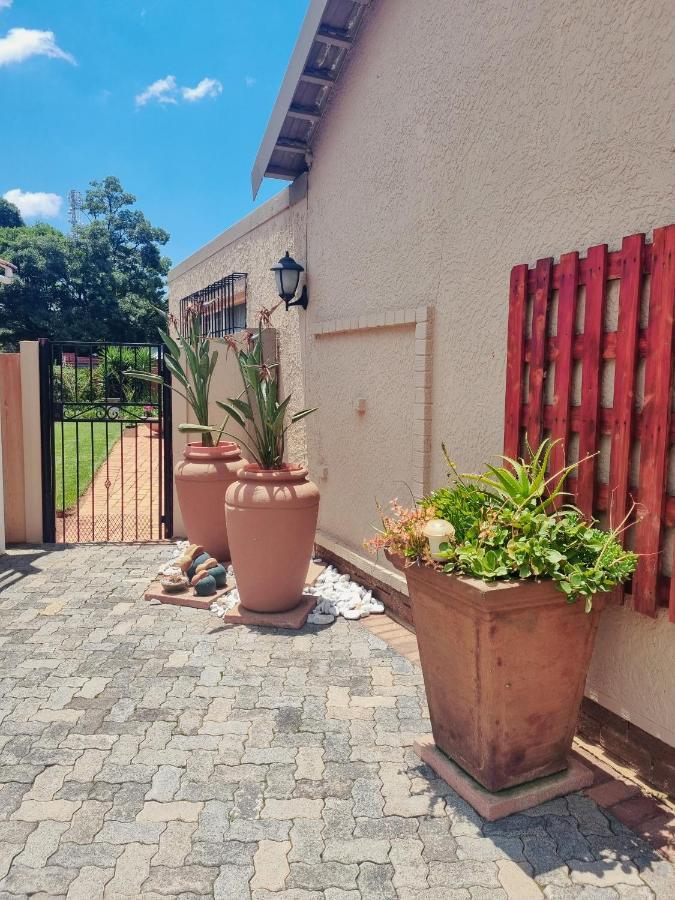 Isabel'S B & B Krugersdorp Ngoại thất bức ảnh
